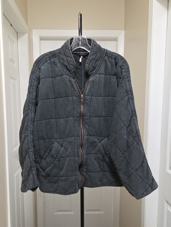 Free People Jackets & Blazers - Free People Charcoal Quilted Zip Jacket